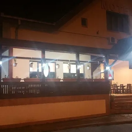 Restaurant Lowe Motel